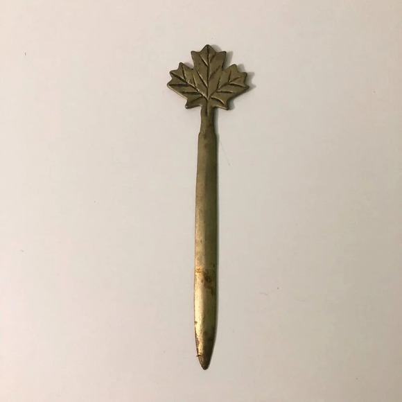 Vintage Brass Canadian Maple Leaf Letter Opener 7.5 Inch Long - Picture 13 of 14